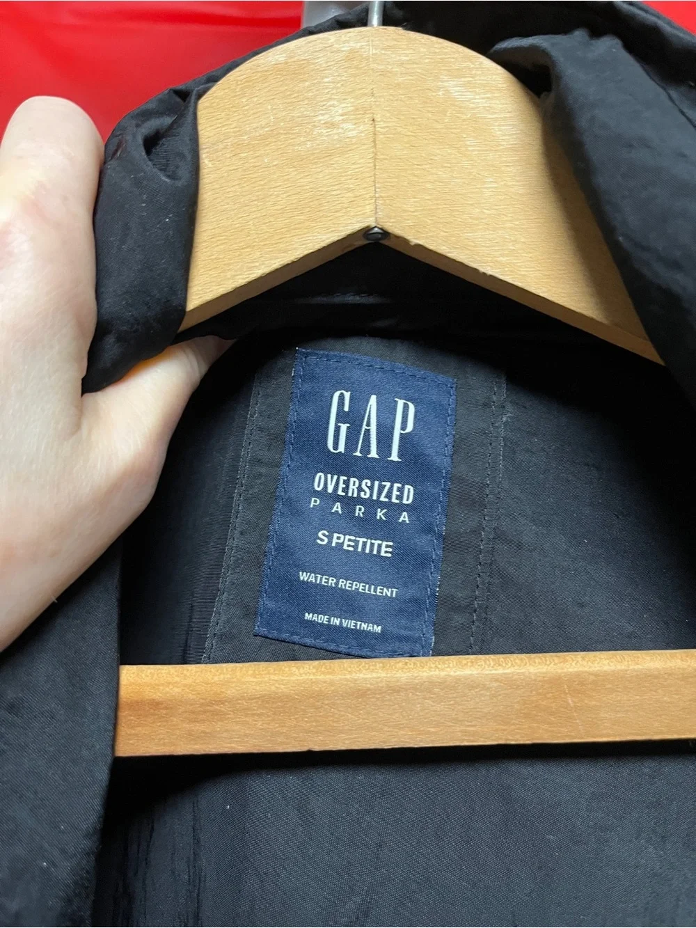 GAP lightweight black